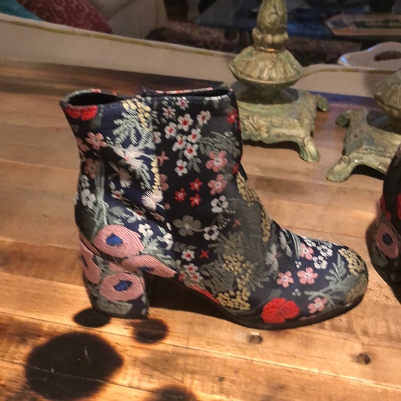 Fun Booties - Picture 2 of 4